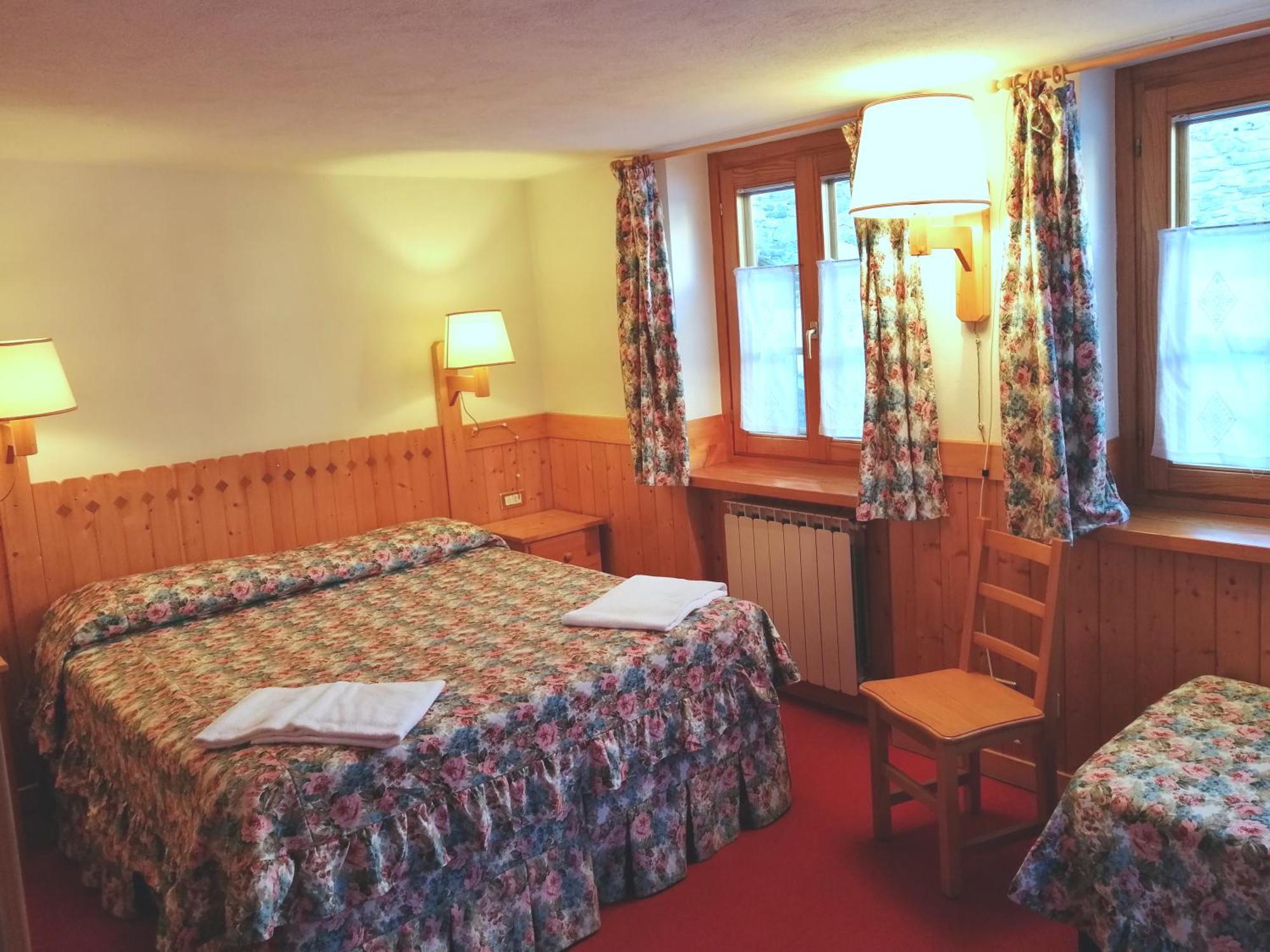 Hotel Locanda Grauson Cogne Exterior foto