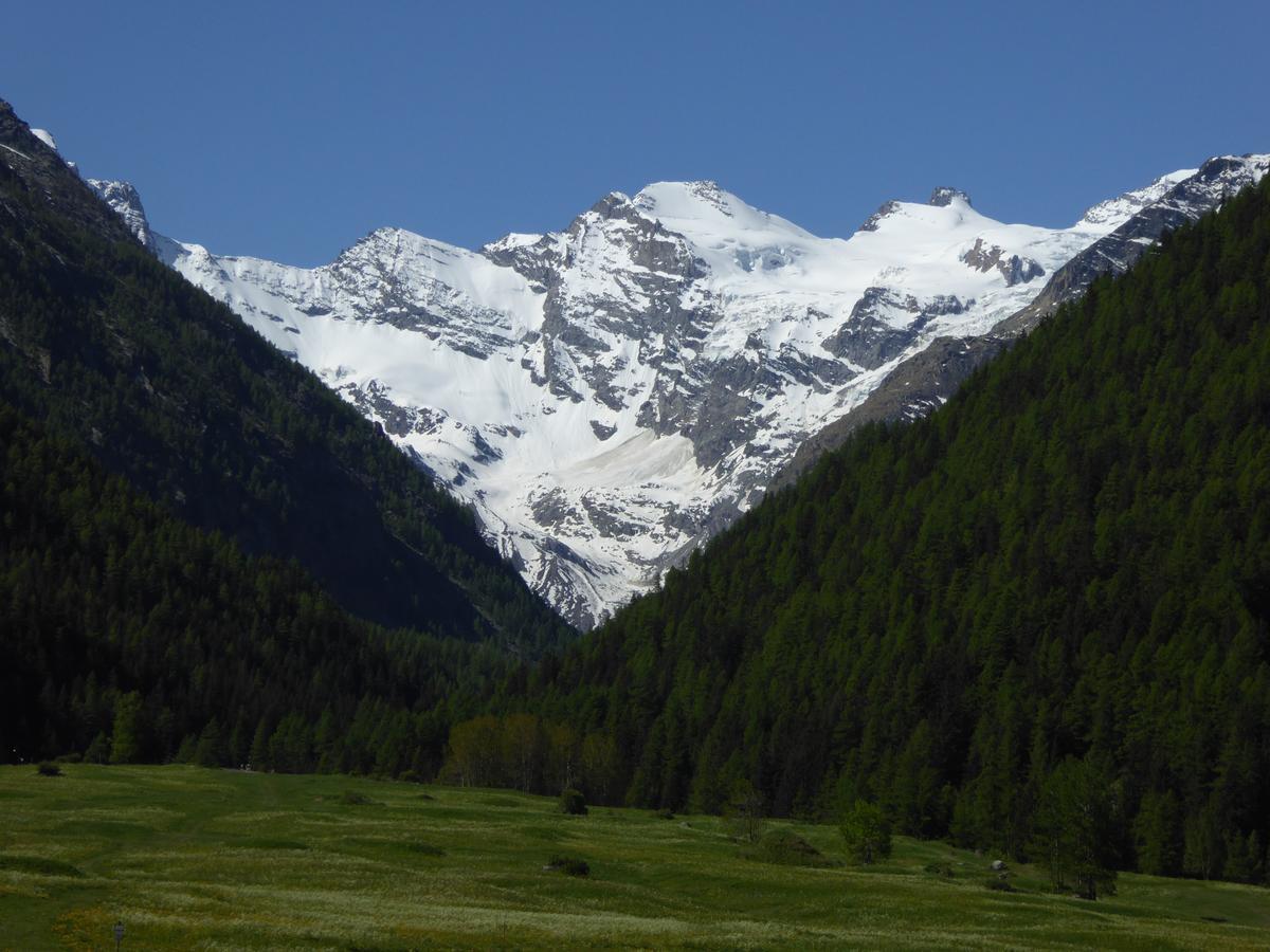 Hotel Locanda Grauson Cogne Exterior foto