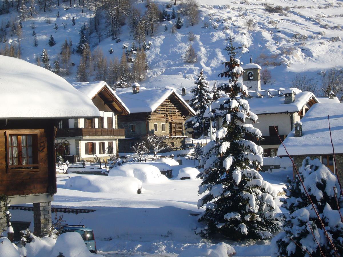 Hotel Locanda Grauson Cogne Exterior foto