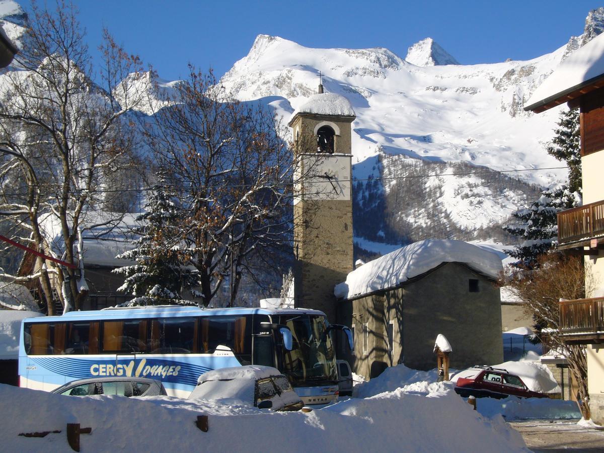 Hotel Locanda Grauson Cogne Exterior foto