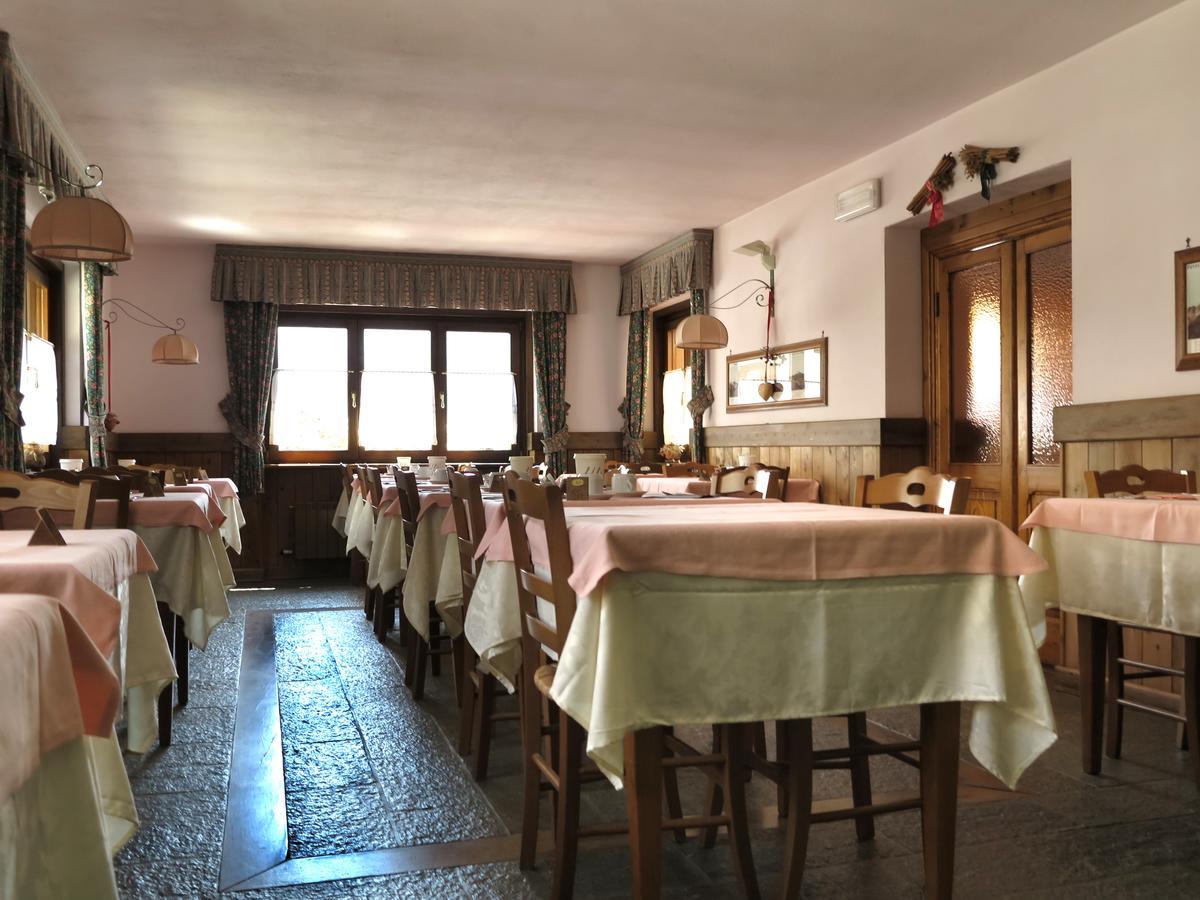 Hotel Locanda Grauson Cogne Exterior foto